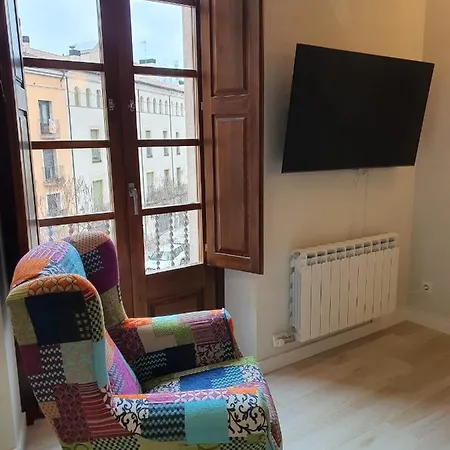 Basses Apartment Vic